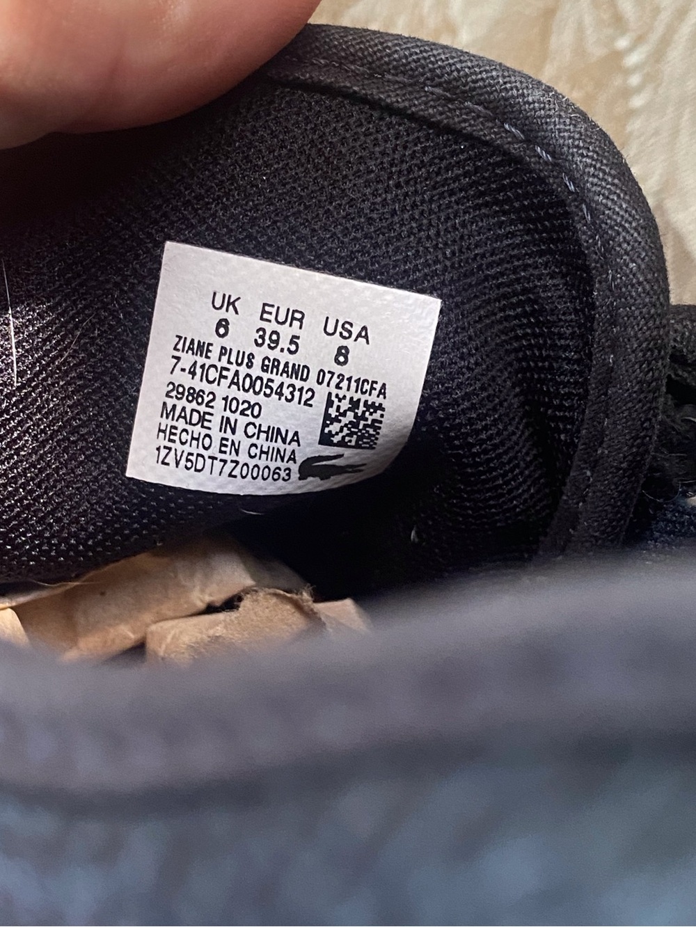 Lacoste Black Leather Low-Top Sneakers with White Soles and Gold Logo Womens 8 - Picture 6 of 9